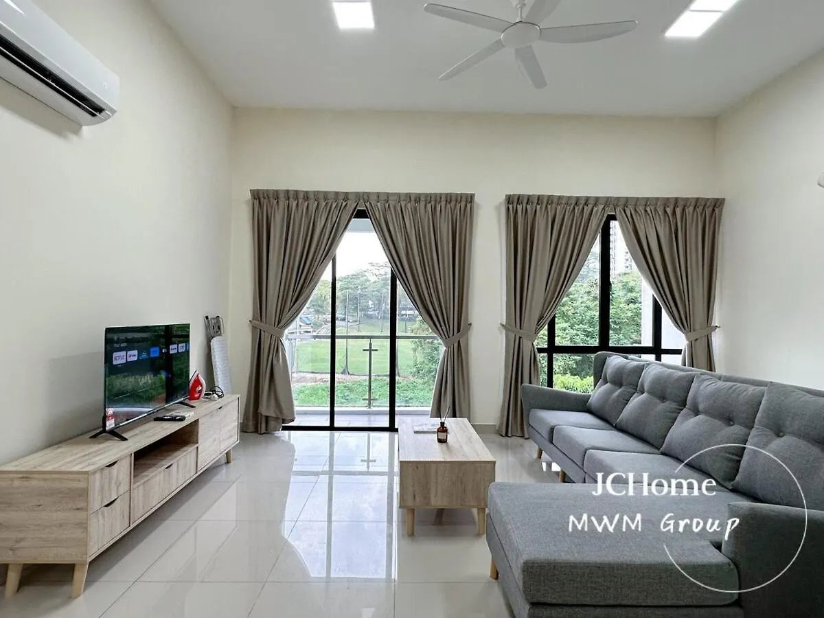 Impian Senibong Family Suites 2Min To Permas Golf Club By Mwm Johor Bahru 0*,  Malaysia