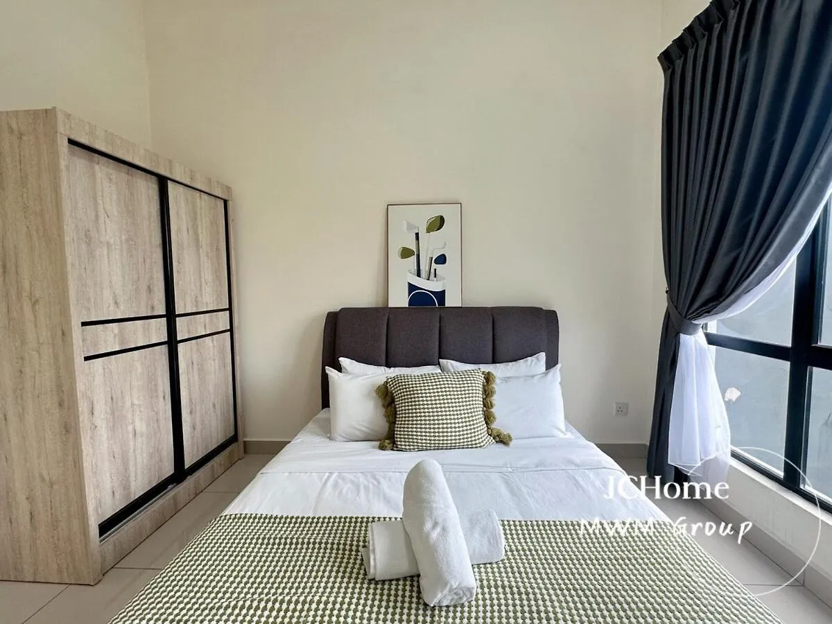 Lägenhet Impian Senibong Family Suites 2Min To Permas Golf Club By Mwm Johor Bahru