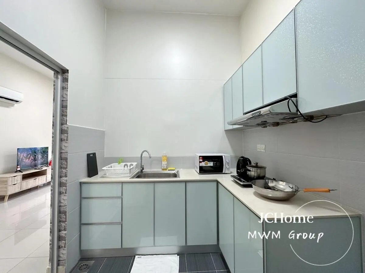 Impian Senibong Family Suites 2Min To Permas Golf Club By Mwm Johor Bahru Lägenhet